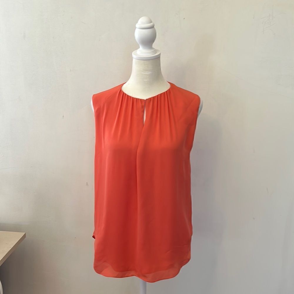 L’Agence sleeveless melon colored blouse Size XS